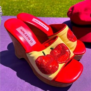 Candy Apple sandal Platforms 🍎  Beautiful and in perfect condition.